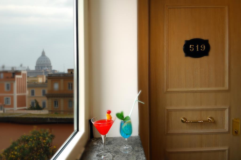 Hotel Giulio Cesare Rome Bagian luar foto
